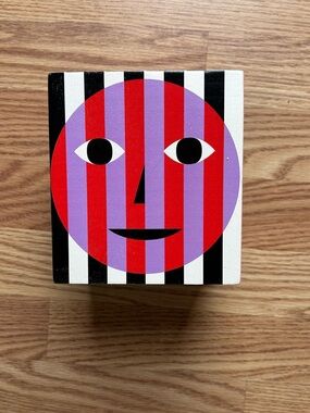 Dusen Dusen Areawhere Everybody Tissue Box